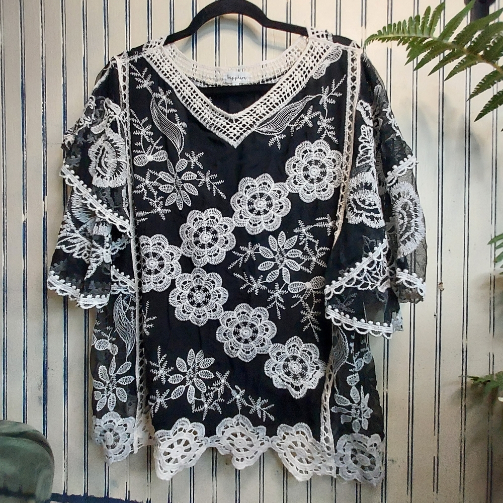 Sapphire Black Top with White Floral Embroidery